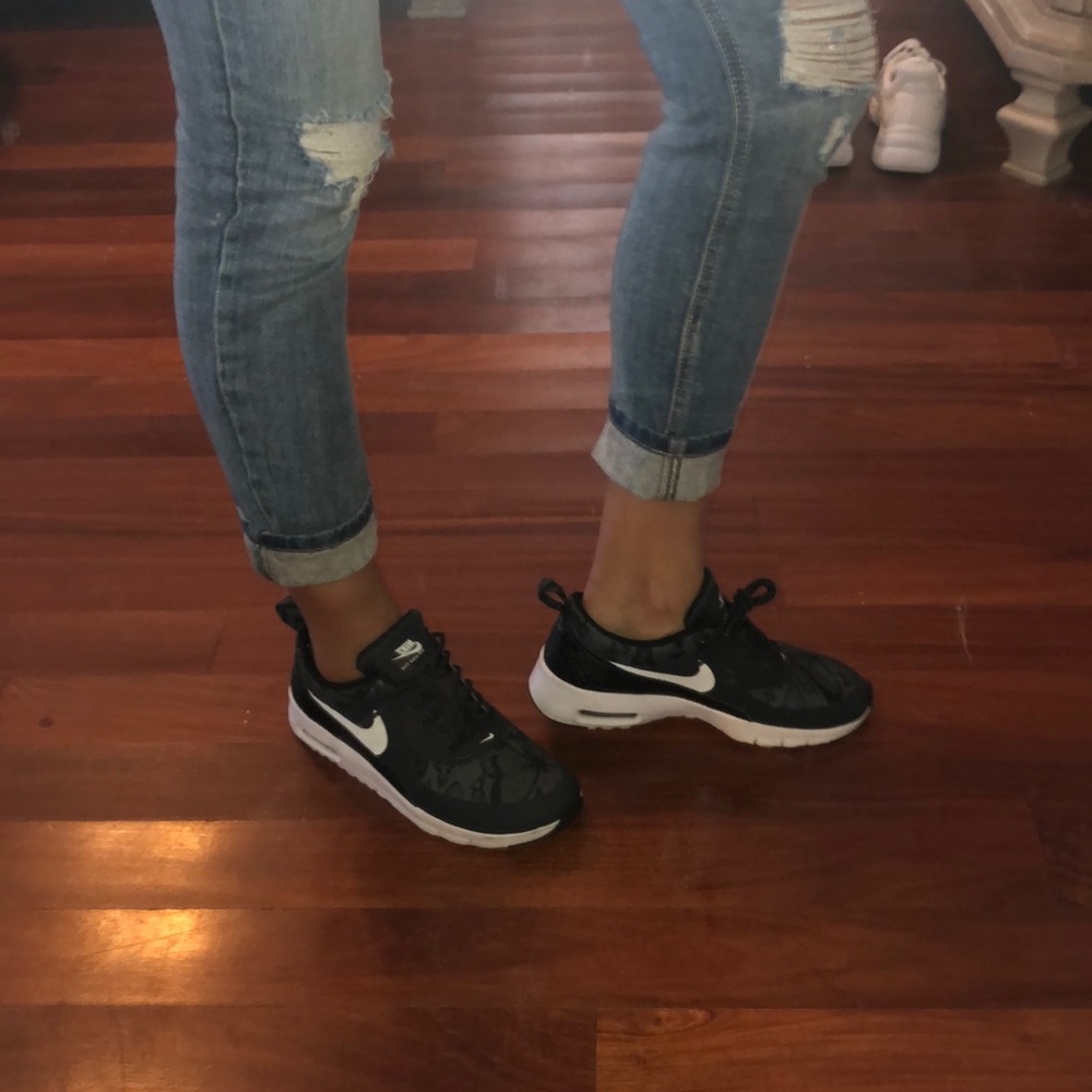 Nike Air Max Thea Sneakers